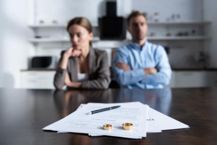 Devoir de secours, divorce et appel : jusqu’à quand doit-on payer le devoir de secours ?